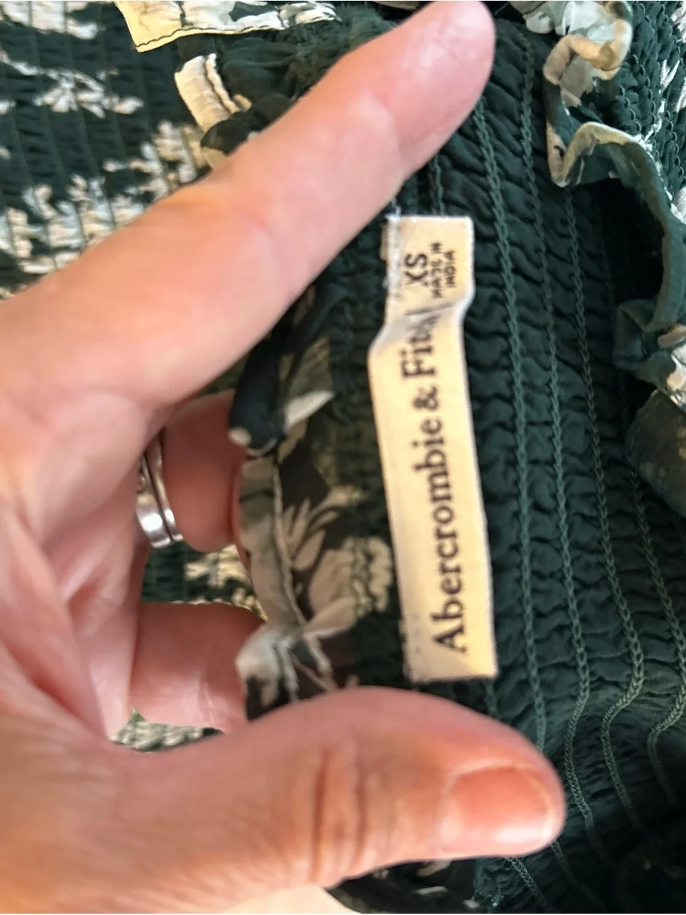 Abercrombie & Fitch dark green
